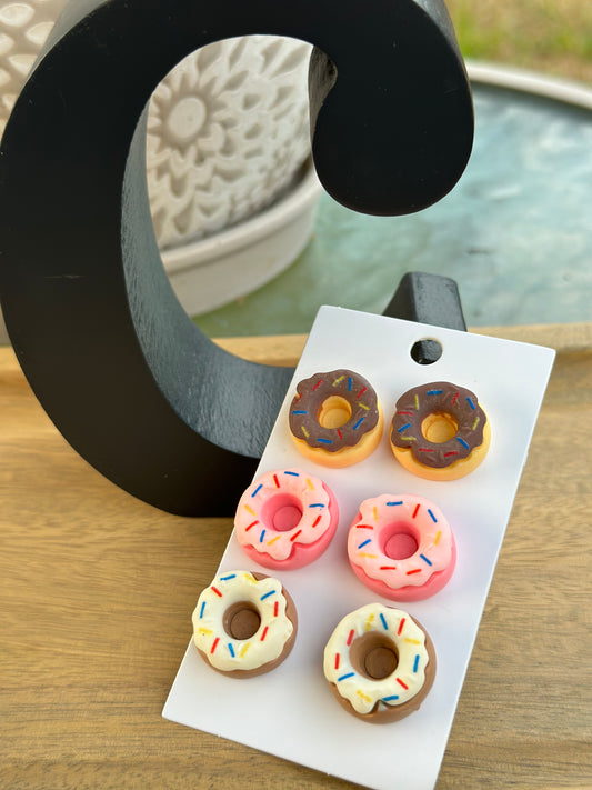 Donut studs