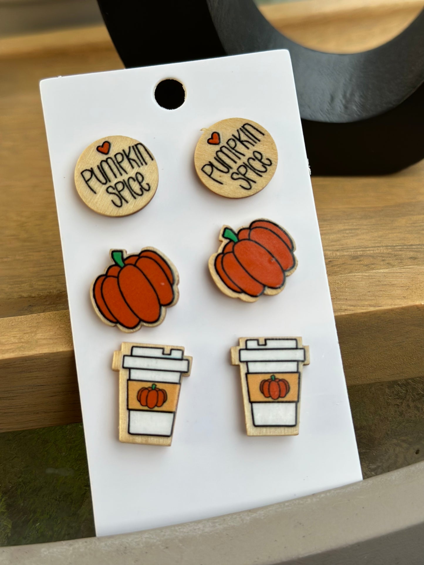 Pumkin Wood Studs